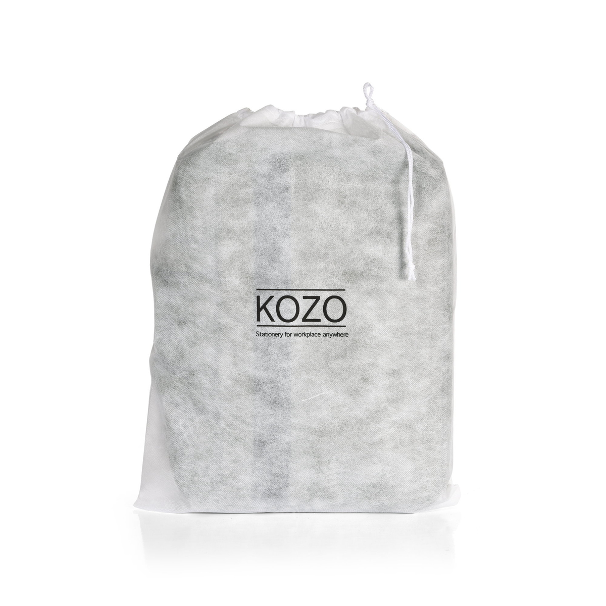 Kozo laptopväska, tillverkad av återvunna PET-flaskor, olive. Mått: 41 ...